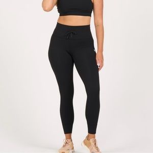 Vuori Daily Legging Black XL High Rise Drawstring